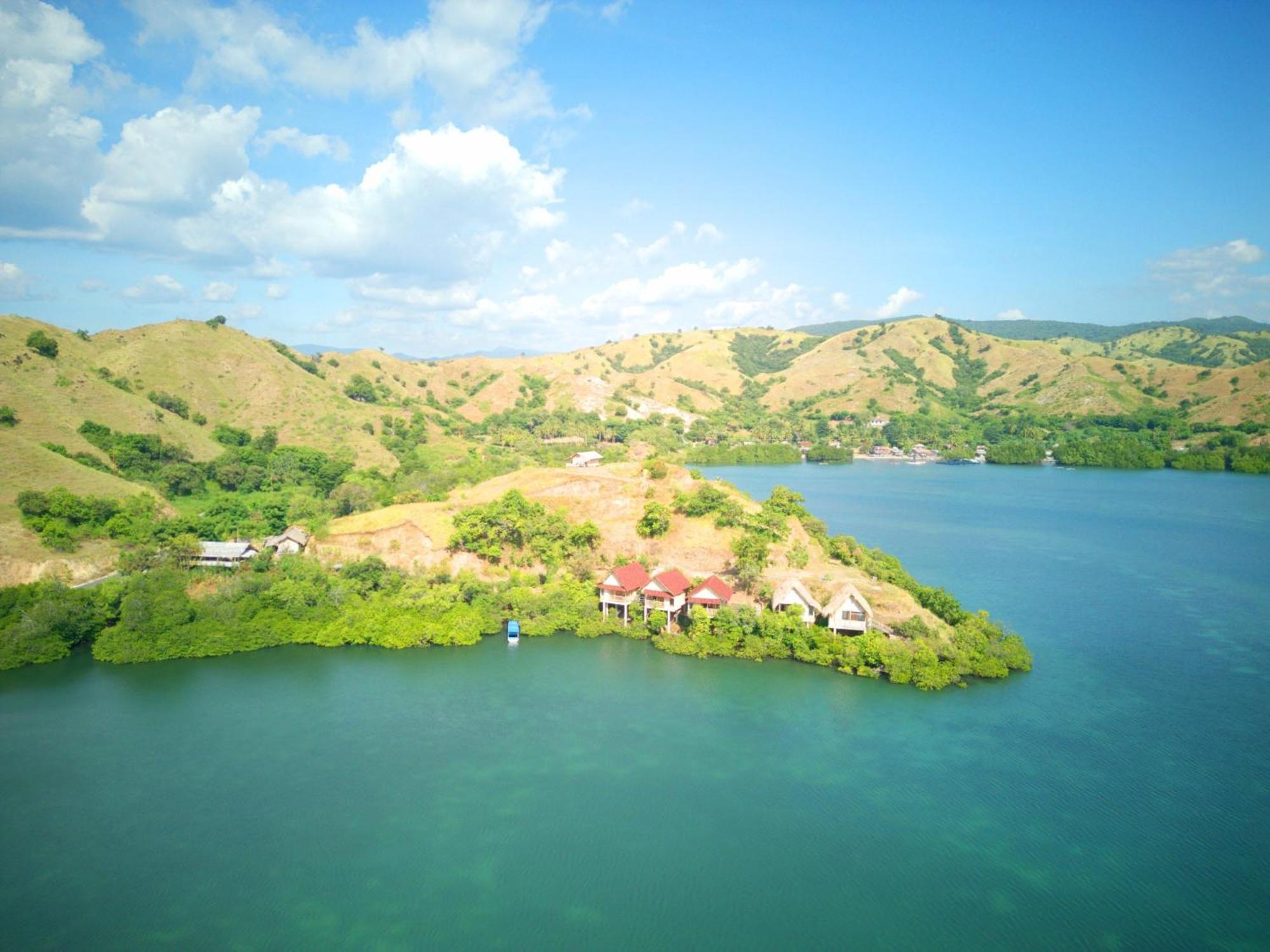 Loca Lobo Lodges Riung, Flores Exterior photo